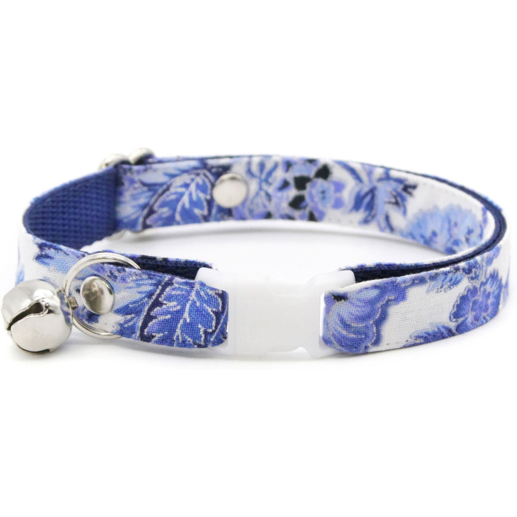 Made By Cleo Porcelain Paisley Cat Collar