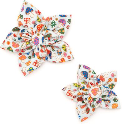 Show full view: The Worthy Dog Mushrooms Flower Dog Collar Accessory, Green, Small slide 2 of 3