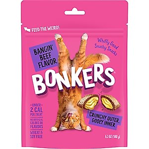 Bonkers Cat Pillows Bangin Beef Flavored Crunchy Cat Treats, 6.3-oz bag, 1 count