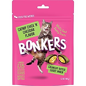 Bonkers Cat Pillows Catnip, Chick 'N & Cheddar Flavored Crunchy Cat Treats, 6.3-oz bag, 1 count