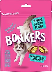 Bonkers Cat Pillows Seafood & Eat It! Flavored Crunchy Cat Treats, 6.3-oz bag, 1 count