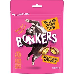 Bonkers Cat Pillows Paw Lickin' Chicken Flavored Crunchy Cat Treats, 6.3-oz bag, 1 count