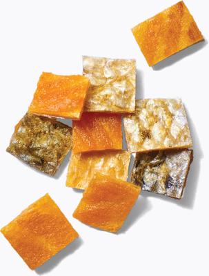 Show full view: Finfare Smoked Salmon Skin Bite Freeze-Dried Cat Treats, 1.3-oz bag slide 5 of 7