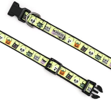 Show full view: The Worthy Dog Tricks for Treats Dog Collar, Green, Medium: 11 to 17-in neck, 1-in wide slide 4 of 4