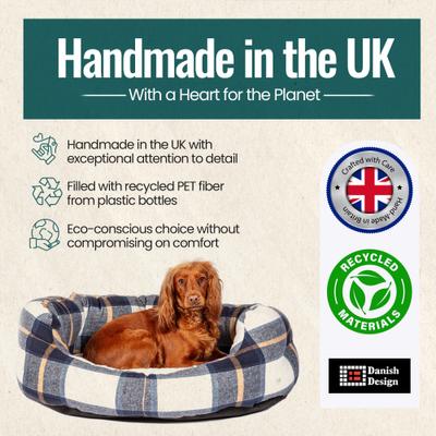 Show full view: DANISH DESIGN Bowmore Navy Deluxe Slumber Dog & Cat Bed, Navy, Small slide 4 of 7