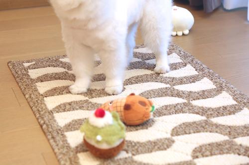 Show full view: Zarkea Modern Wavy Geometric Indoor/Outdoor Washable Area Rug, Brown, 32 x 47-in slide 7 of 9