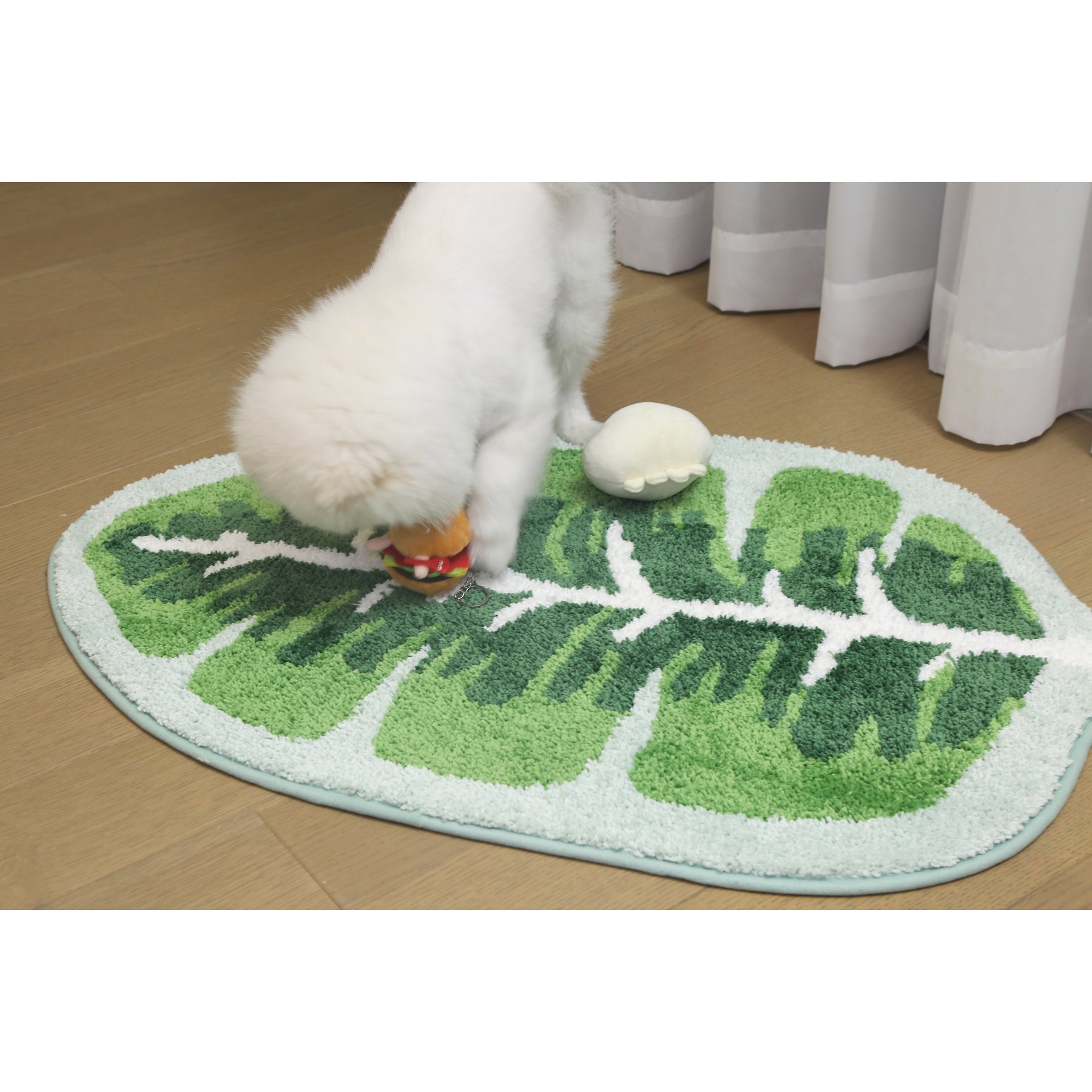 Zarkea Tropical Leaf-Shaped Microfiber Washable Rug, Green, 23 x 47-in