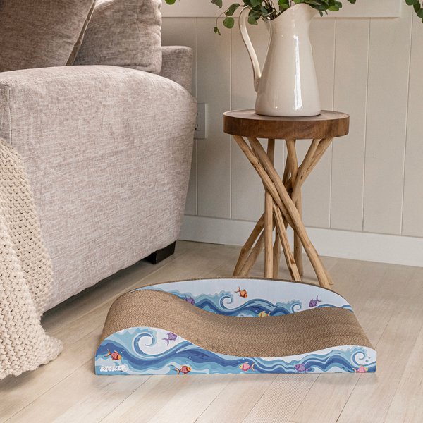 THE LICKER STORE Montego Coastal Patterned 27.5-in Cardboard Lounge Bed Cat Scratcher with Catnip