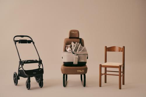 Show full view: Tavo Pets Maeve iso5X Wind Dog & Cat Car Seat, Merle slide 5 of 10