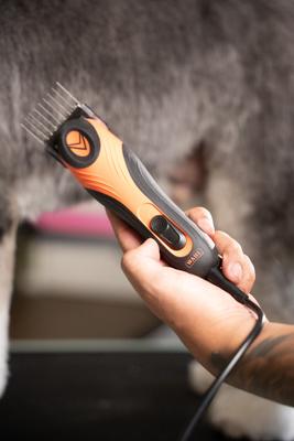 Show full view: Wahl KM Velocity Pro Dog Grooming Clippers, Tangerine slide 9 of 12