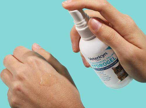 Show full view: Vetericyn Antimicrobial Hydrogel Spray for Cats, 3-oz bottle slide 4 of 5