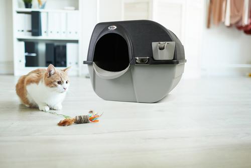 Show full view: Omega Paw Roll 'n Clean Elite Self Cleaning Cat Litter Box, Large slide 4 of 8
