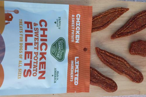 Show full view: Gaines Family Farmstead Chicken & Sweet Potato Fillets Dog Treats, 8-oz bag slide 7 of 8