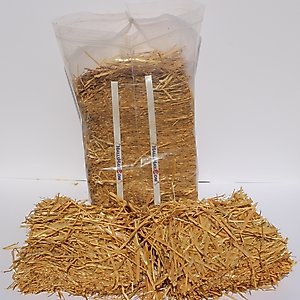 Hall's Hay Wheat Straw Mini-Bale Small Pet Bedding, 4-lb box