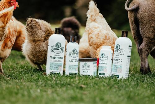 Show full view: Show Off Antimicrobial Farm Lotion Livestock Skin Lotion, 16-fl oz bottle slide 4 of 4