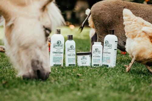 Show full view: Show Off That Shine Livestock Conditioner, 32-fl oz bottle slide 4 of 4