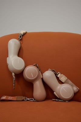 Show full view: Maison FurRéal ChocoLéash Ultra Lightweight Retractable Dog Leash, Mocha Mousse, 9-ft long, 1.75-in wide slide 10 of 12