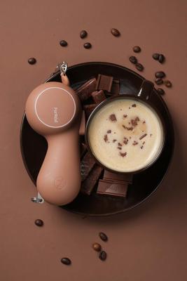 Show full view: Maison FurRéal ChocoLéash Ultra Lightweight Retractable Dog Leash, Mocha Mousse, 9-ft long, 1.75-in wide slide 8 of 12