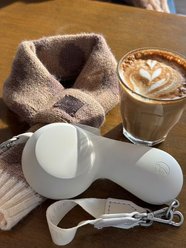 Maison FurRéal ChocoLéash Ultra Lightweight Retractable Dog Leash, Cashmere Beige, 9-ft long, 1.75-in wide slide 2 of 9