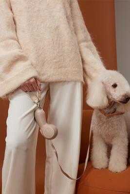 Show full view: Maison FurRéal ChocoLéash Flagship with Hand Warming & Power Bank Retractable Dog Leash, Sandy Rose, 9-ft long, 1.75-in wide slide 8 of 11