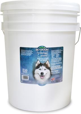 Show full view: Bio-Groom Herbal Groom Conditioning Dog Shampoo, 5-gal pail + Plastic Dispensing 5-gal Shampoo Pump slide 2 of 7