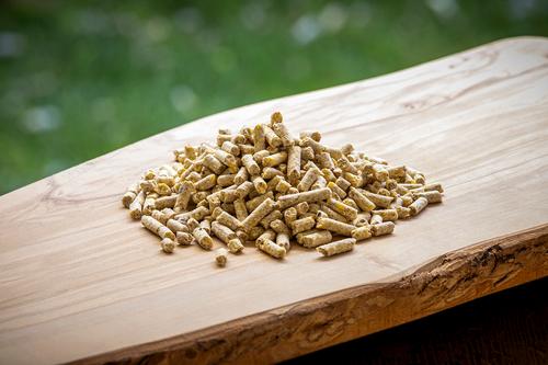 Show full view: Modesto Milling Organic 16% Protein Mini Pig Pellets Pig Feed, 25-lb bag slide 2 of 5