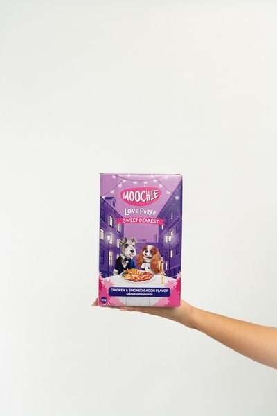 Moochie Tuna, Goat Milk & Strawberry Recipe Lickable Cat Treats, 2.2-lb box, case of 60