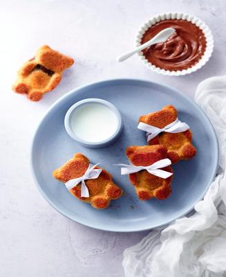 Show full view: Flexipan 9 Teddy Bears Non Stick Mold, Black slide 4 of 4