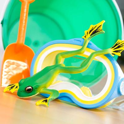 Show full view: Safari Ltd. Flying Tree Frog slide 7 of 7