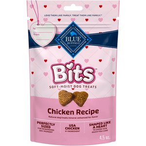 Blue Buffalo Valentine Blue Bits Chicken Recipe Natural SoftMoist Training Dog Treats, 4.5-oz bag