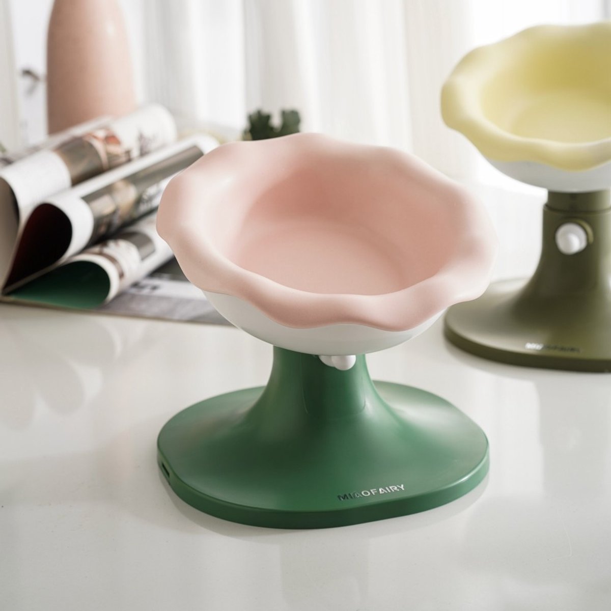 Fairela Adjustable Flower Rim Elevated Dog & Cat Bowl, Small: 2-cup, Pink/Green