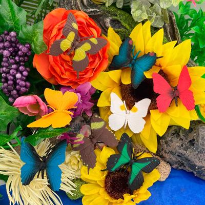 Show full view: Safari Ltd. Butterflies Toob slide 3 of 7