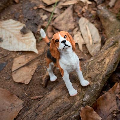 Show full view: Safari Ltd. Beagle Figurine slide 5 of 6