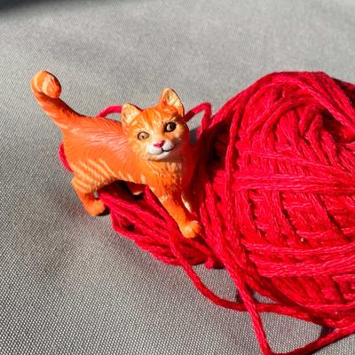 Show full view: Safari Ltd. Tabby Cat slide 5 of 6