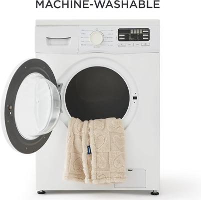 Show full view: Bedsure Washable Fleece Dog & Cat Blanket, White Heart, Large slide 8 of 10