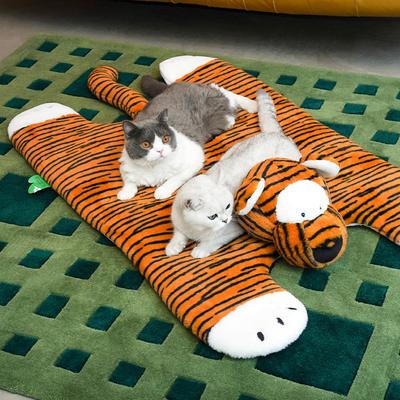 Show full view: ZEZE Tiger On The Move Multi-Functional Dog Mat, X-Large slide 3 of 6