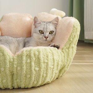 Fairela Cactus Plush Dog & Cat Bed, Green