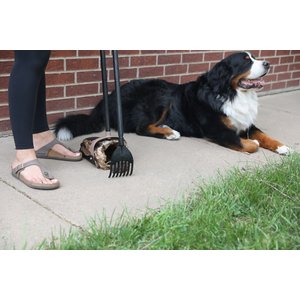 Arm & Hammer Swivel Bin & Rake Backyard Waste Pickup