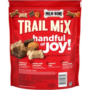 Milk-Bone Trail Mix with Real Beef & Sweet Potato Chewy & Crunchy Dog Treats, 20-oz bag