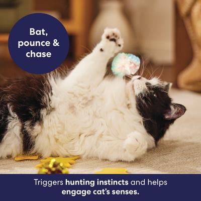 Show full view: Frisco Holiday Stars Felt & Crinkle Variety Pack Cat Toy with Catnip & Silvervine, 5 count slide 4 of 8