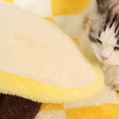 Show full view: Fairela Banana 17.3-in Hemp Cat Scratching Post, White/Yellow slide 4 of 9