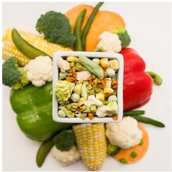 Tweets Treats Love Is A Tweet Thing Seed Belnd Parrot Treats, 3.5-oz bag slide 2 of 3