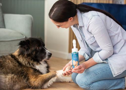 Show full view: Bio-Groom Paw Scrubber Dog Grooming Foam, Unscented, 8-fl oz bottle slide 6 of 7