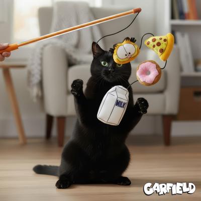 Show full view: Garfield Garfield Food Cat Teaser Toy slide 4 of 7