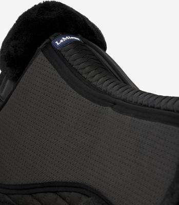 Show full view: LeMieux Streamline Half Horse Saddle Pad, Black/Black, Medium slide 2 of 5