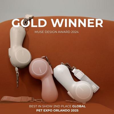 Show full view: Maison FurRéal ChocoLéash Flagship with Hand Warming & Power Bank Retractable Dog Leash, Sandy Rose, 9-ft long, 1.75-in wide slide 3 of 11