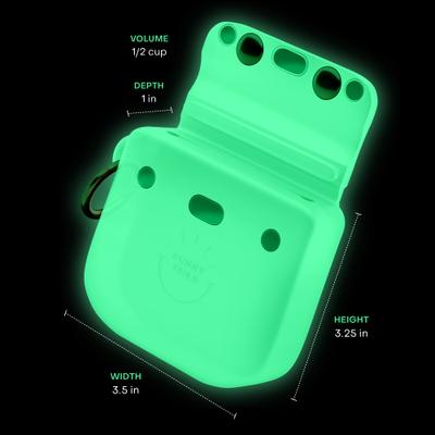 Show full view: Sunny Tails Snap Dog Treat Pouch, Lunar Glow slide 2 of 6