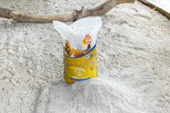 Chicks Dig It! Premium Chicken Sand Bedding, 50-lb bag slide 2 of 6