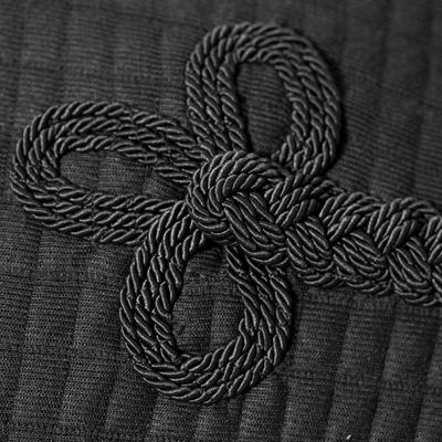 Show full view: Equinavia Vinter Thermal Horse Stable Blanket, Black, 76-in slide 8 of 9