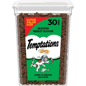 Temptations Classic Seafood Medley Flavor Soft & Crunchy Cat Treats, 30-oz tub